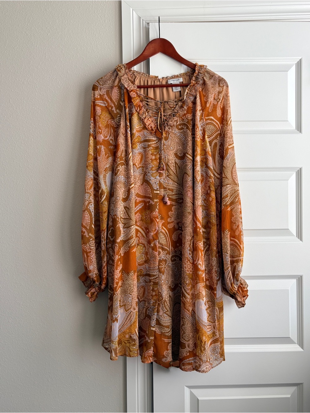 Haute Hippie Paisley Boho brown tan rust Lace Up Tassel Mini Dress XL